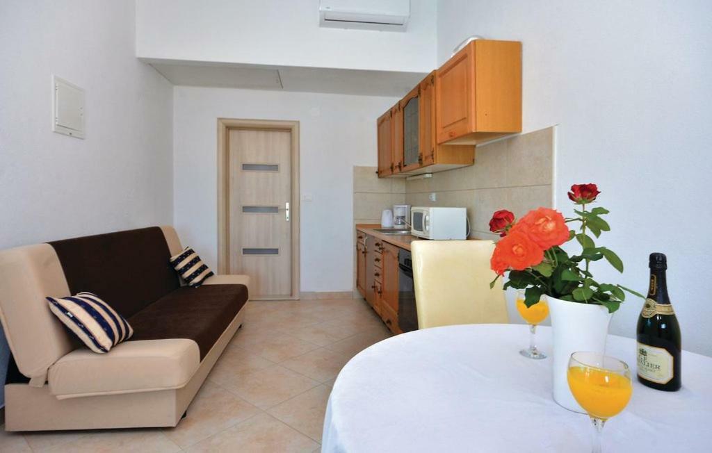 Studio Apartman Podstrana Exterior foto